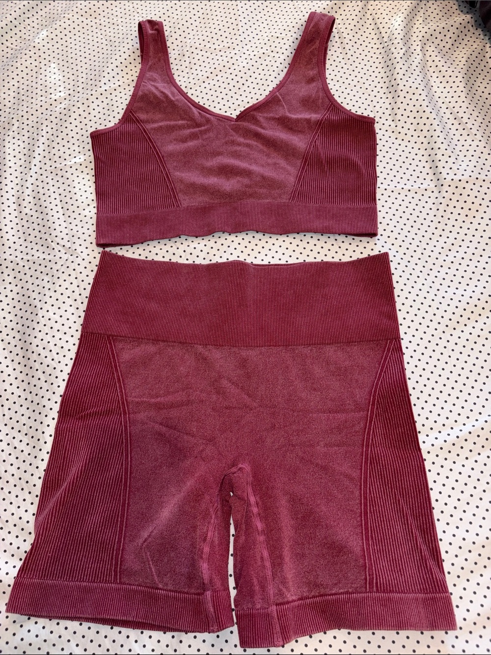 Avia Seamless Ribbed Scoop Sports Bra & High-Waist Bike Shorts - Burgundy